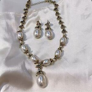 Luxury vintage Gold and Pearl Jewelry Set high quality